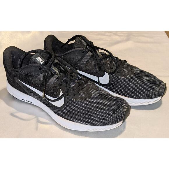 Nike Downshifter 9 Women's AQ7486-001 Black White Running Shoes Sneakers Size 10 - Picture 2 of 9
